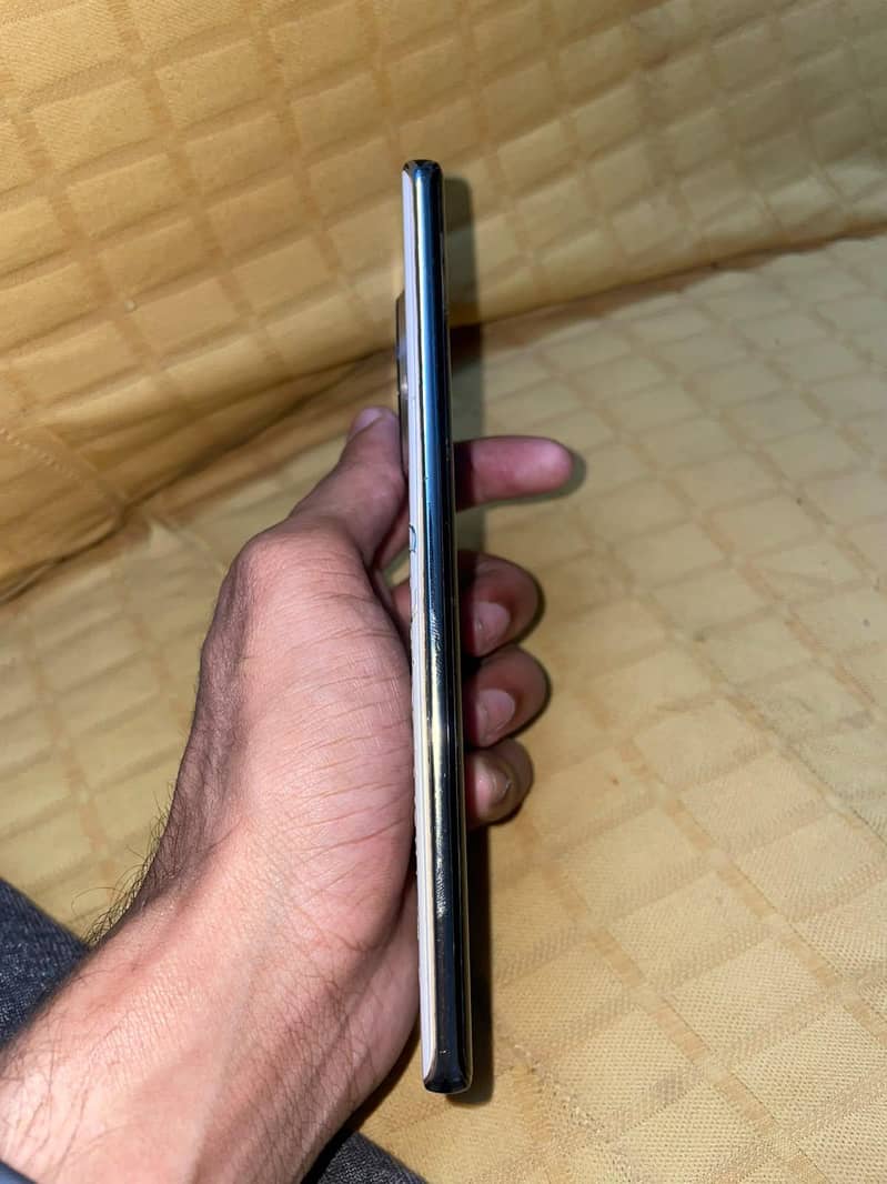 Tecno CAMON 20 Pro 1