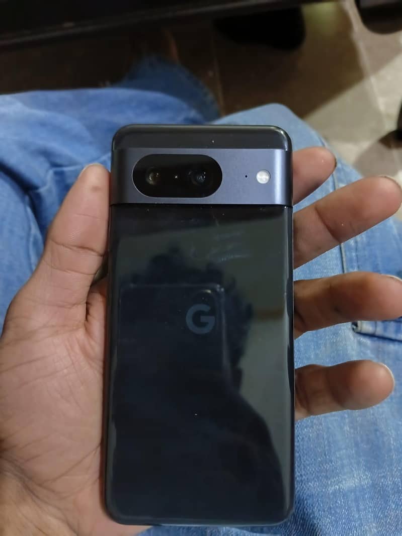 Google Pixel 8 1