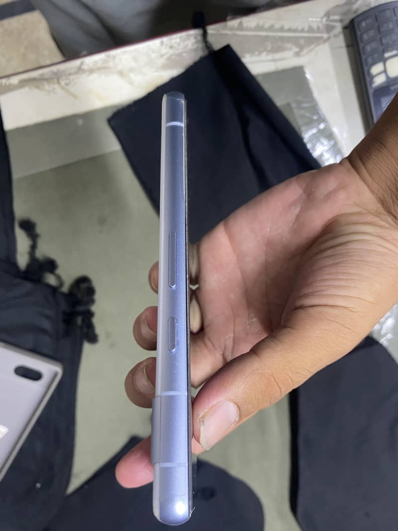 Google Pixel 7a 2