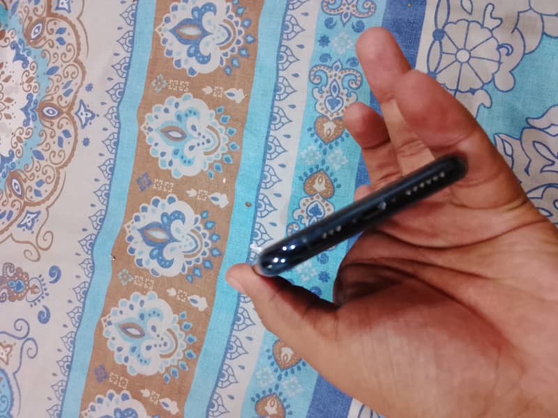 Apple iPhone 11 Pro 0