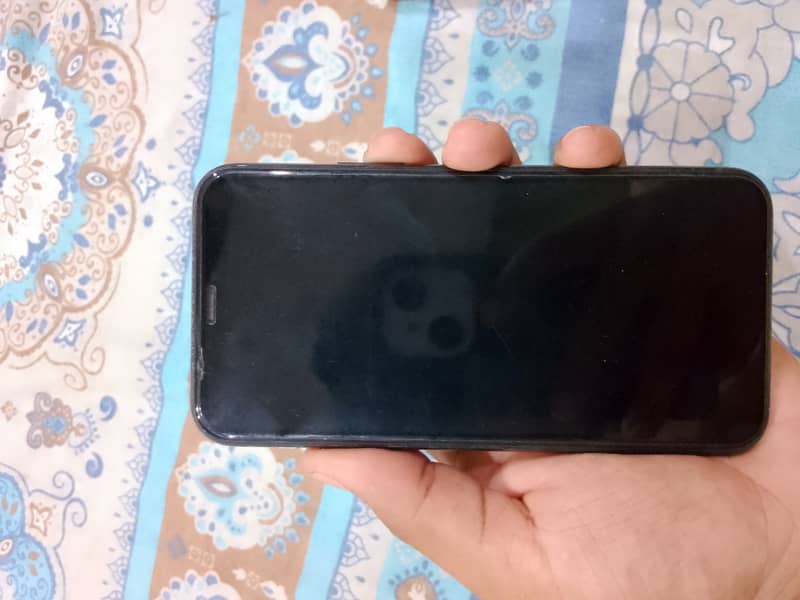 Apple iPhone 11 Pro 1