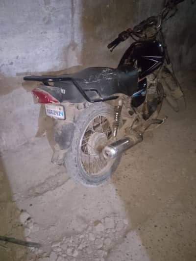 suzuki gs150 2013