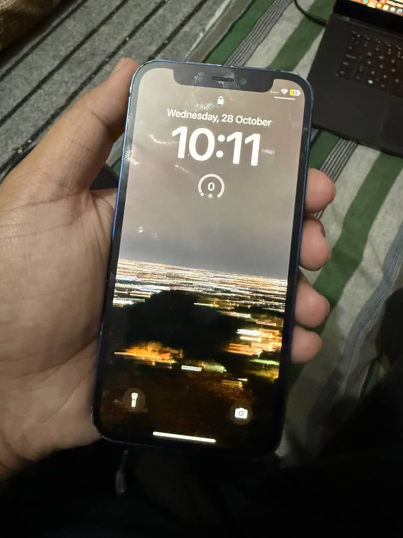 Apple iPhone 12 mini 1