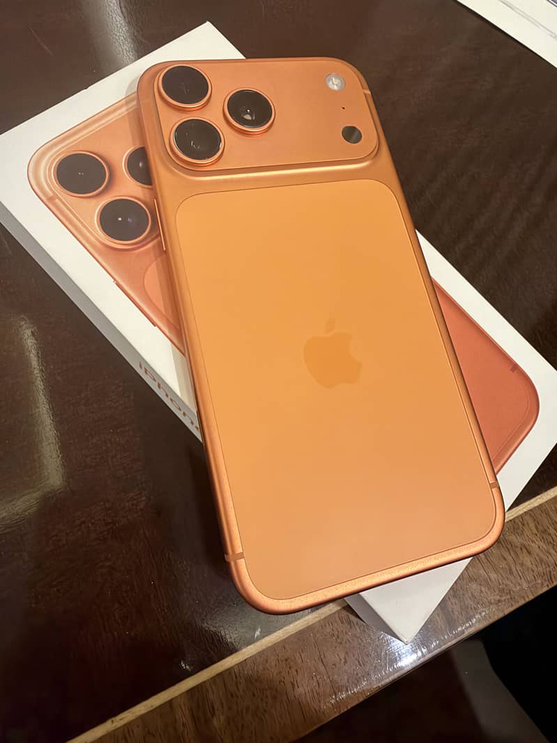 Apple iPhone 17 Pro Max 0