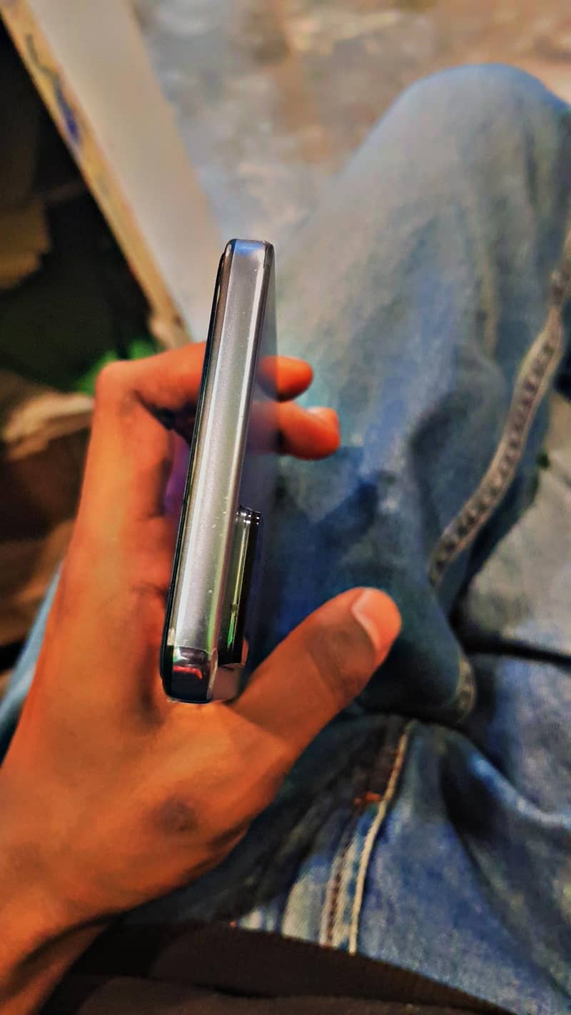 INFINIX ZERO X PRO 0