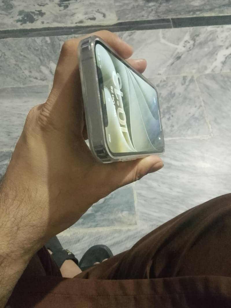 Apple iPhone 12 Pro 3