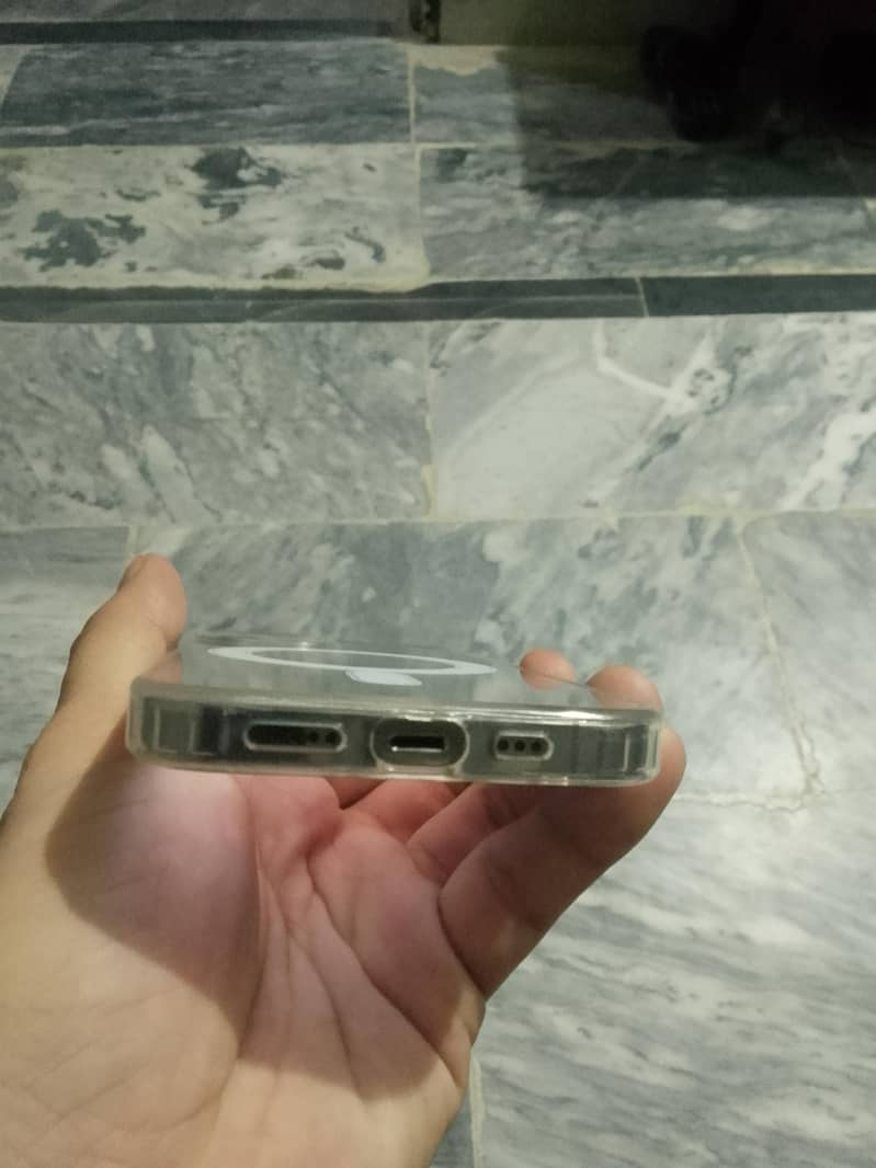 Apple iPhone 12 Pro 4
