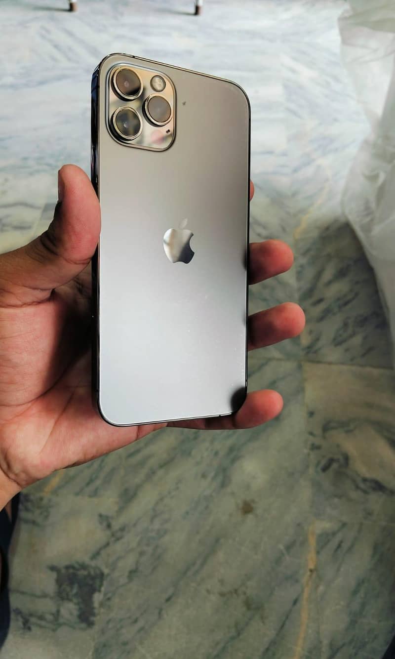 Apple iPhone 12 Pro 0