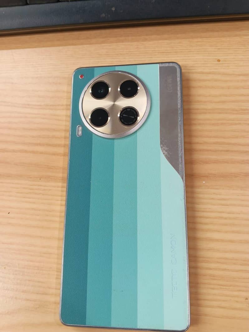 Tecno CAMON 30 3