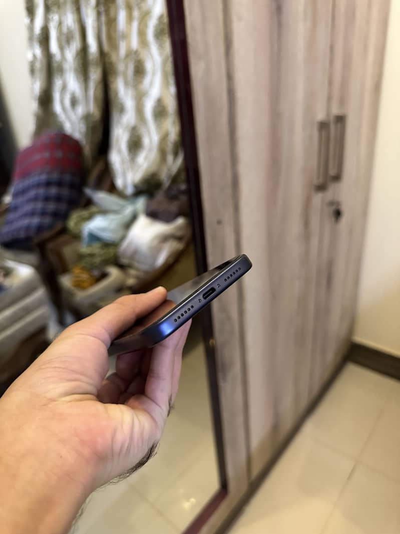 Apple iPhone 17 Pro Max 1