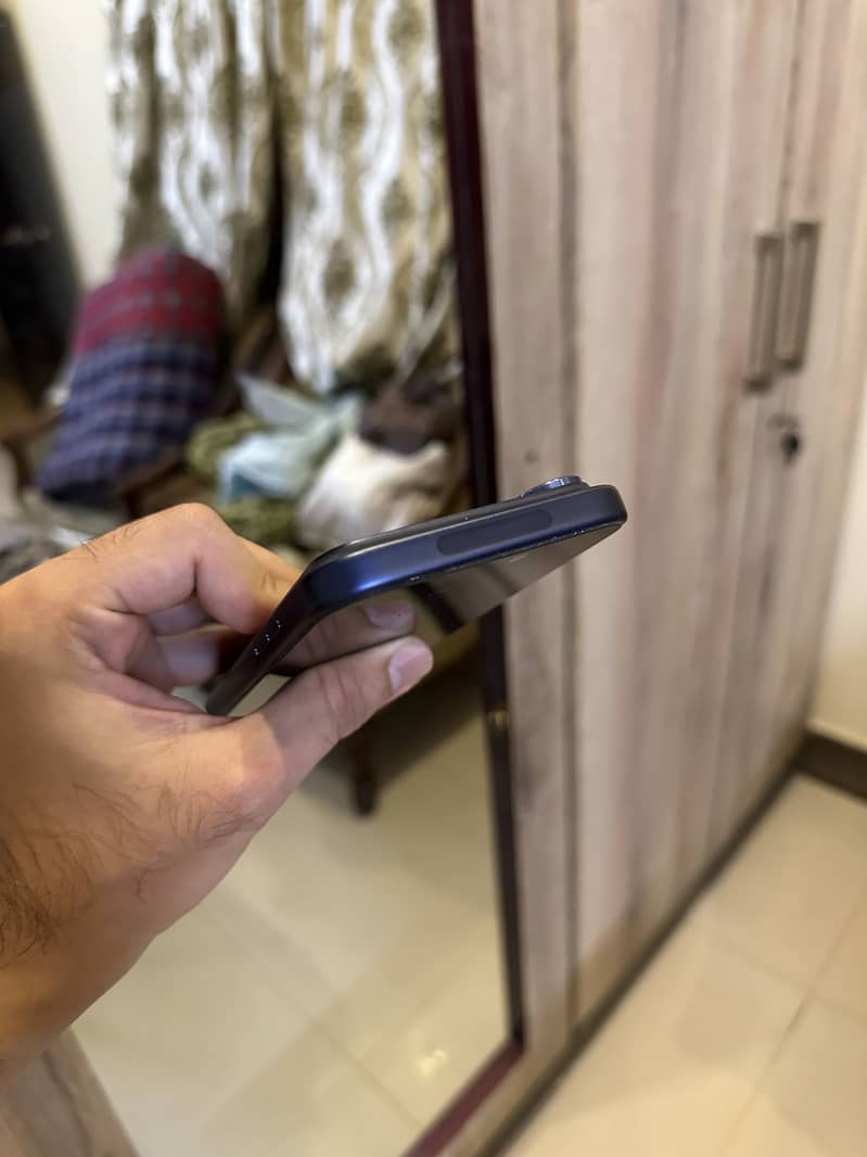 Apple iPhone 17 Pro Max 3