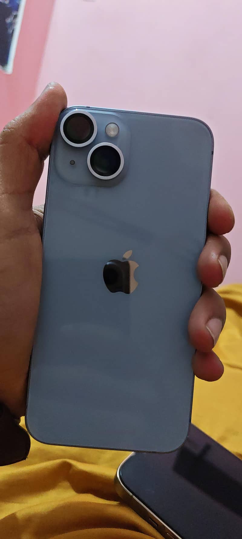 Apple iPhone 14 4