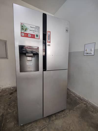 LG Side-by-Side Refrigerator-Freezer (Model: GC-J257JSXN)