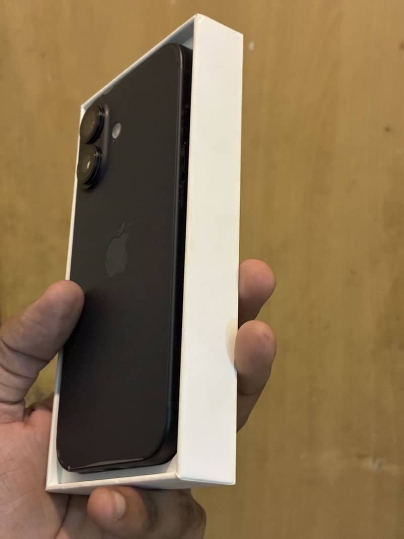 Apple iPhone 16 JV 2