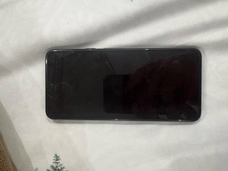 Google Pixel 8 4