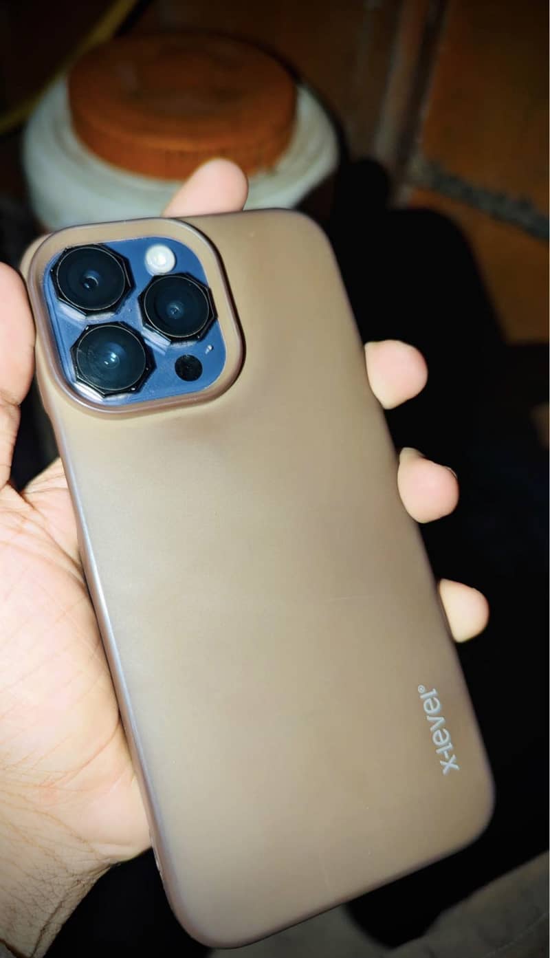 Apple iPhone 14 Pro Max 2