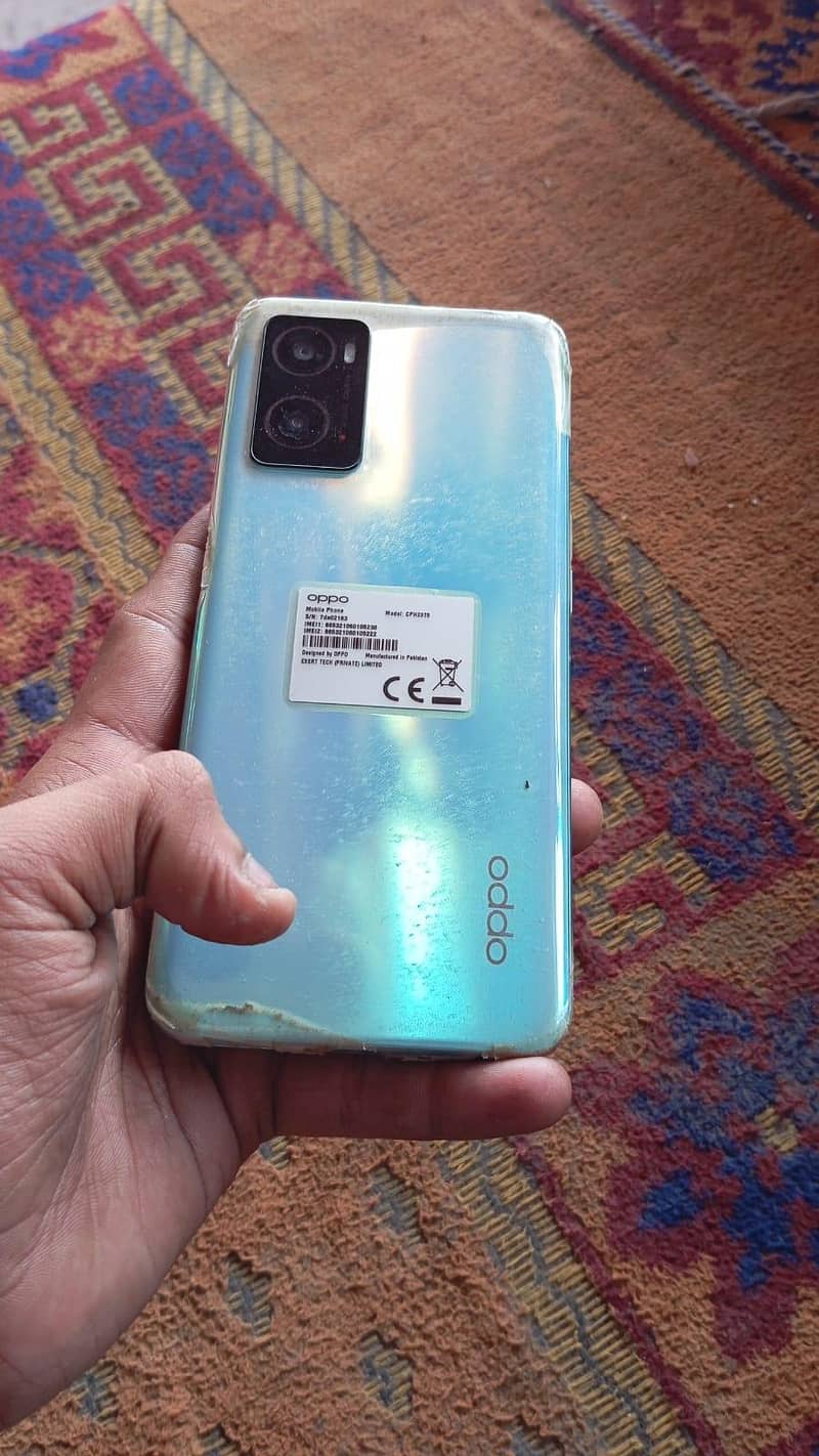 OPPO A76 0