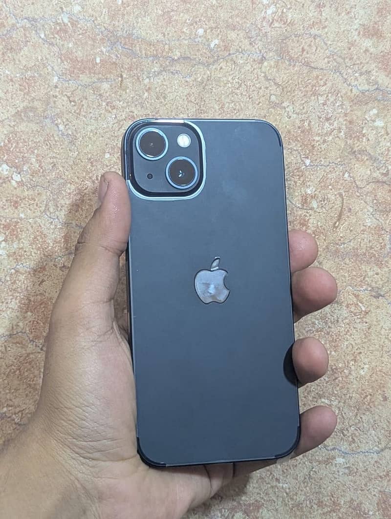 Apple iPhone 13 3