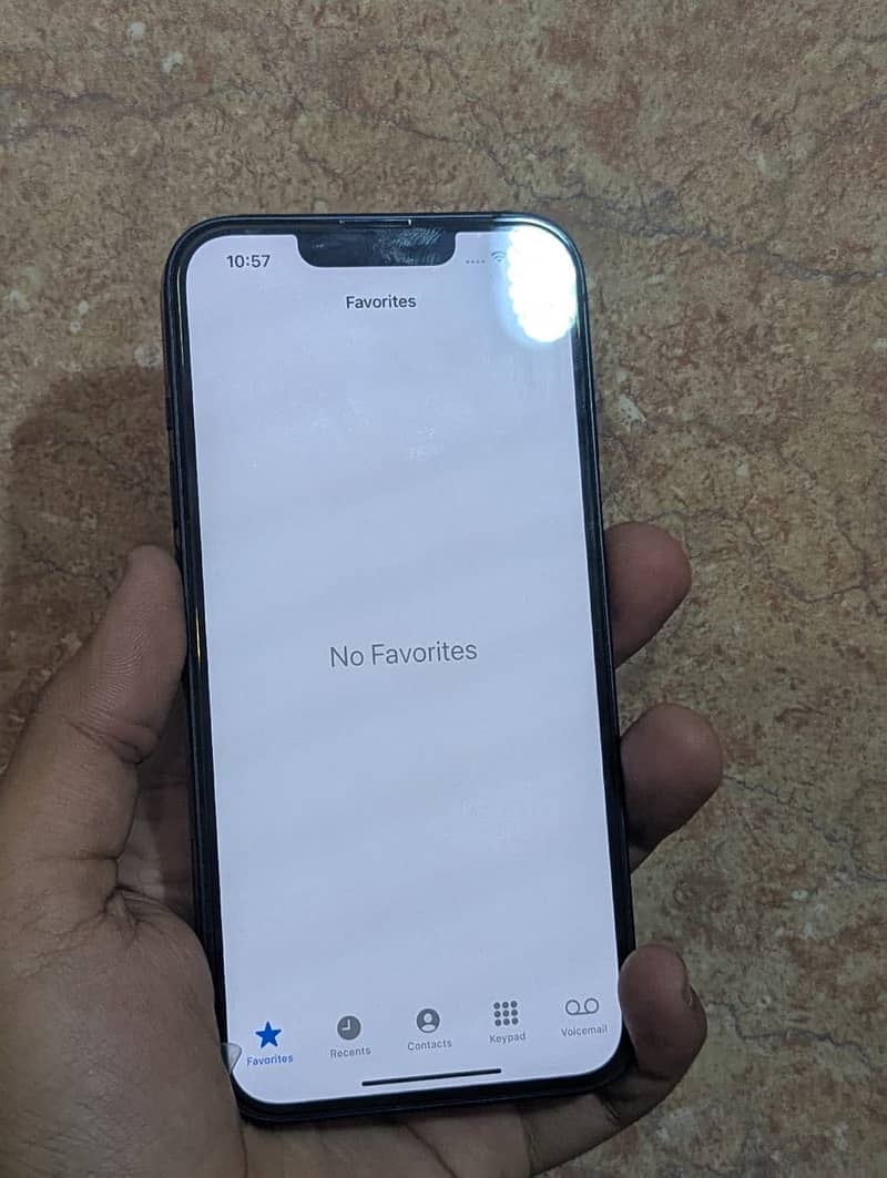 Apple iPhone 13 4
