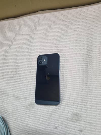Apple iPhone 12