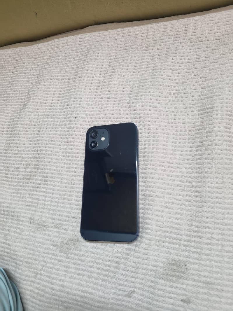 Apple iPhone 12 0