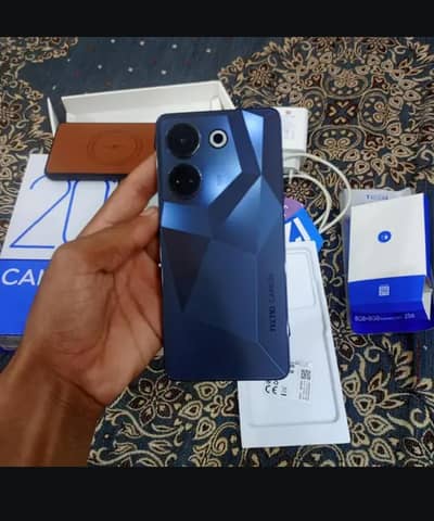 Tecno CAMON 20
