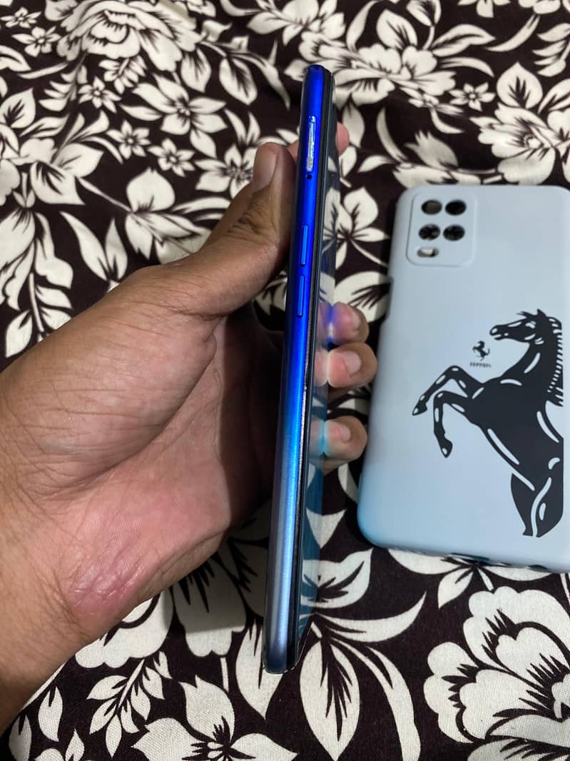 OPPO A54 3
