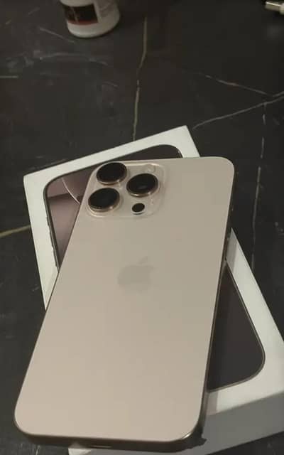 Apple iPhone 16 Pro Max