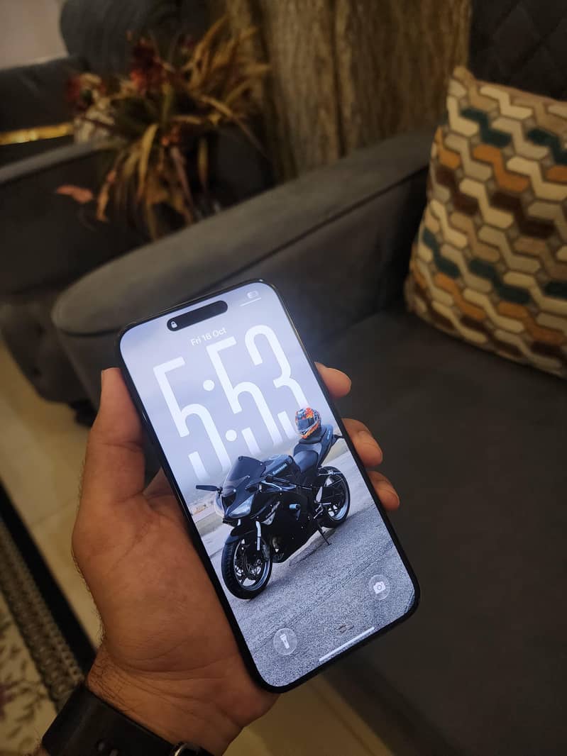 Iphone 15 Pro Max 6