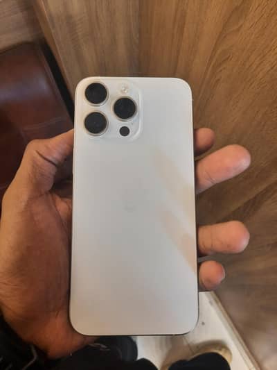 Apple iPhone 15 Pro Max