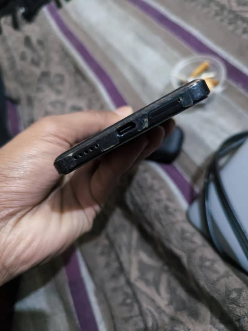 Xiaomi POCO X6 Pro 3