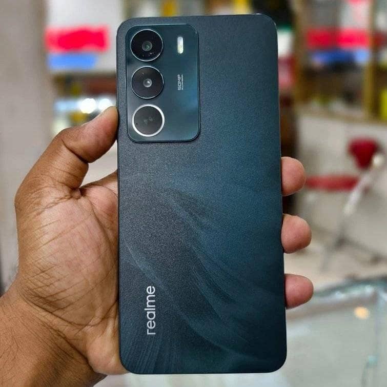 Realme C71 0