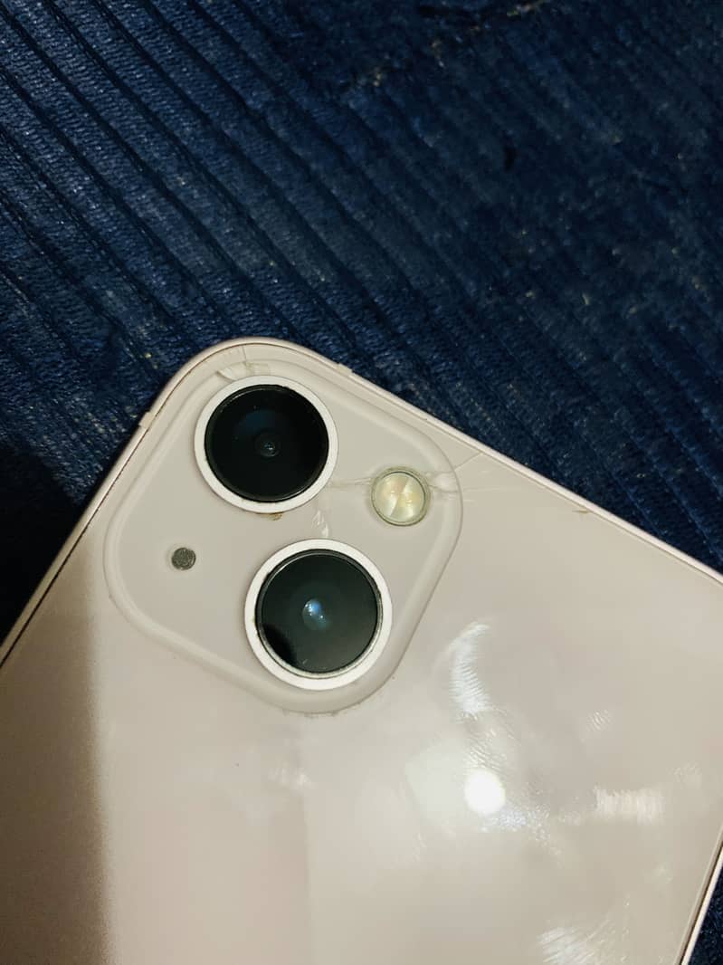 Apple iPhone 13 3