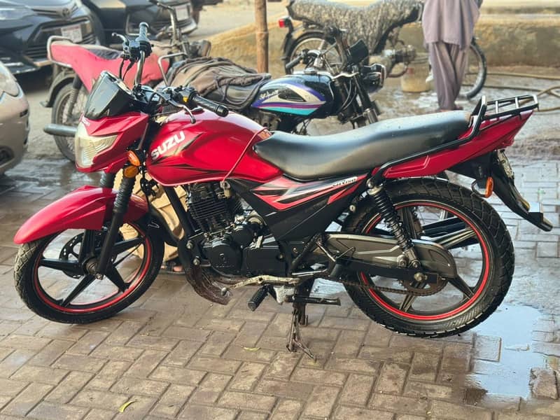 Suzuki GR 150 0