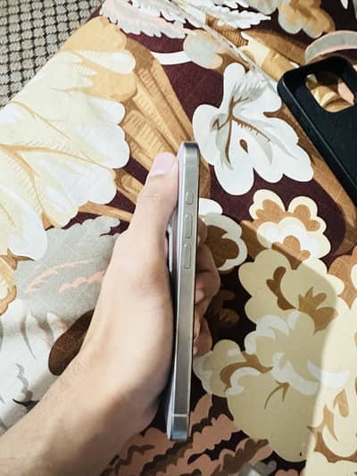 Apple iPhone 15 Pro 128 gb jv
