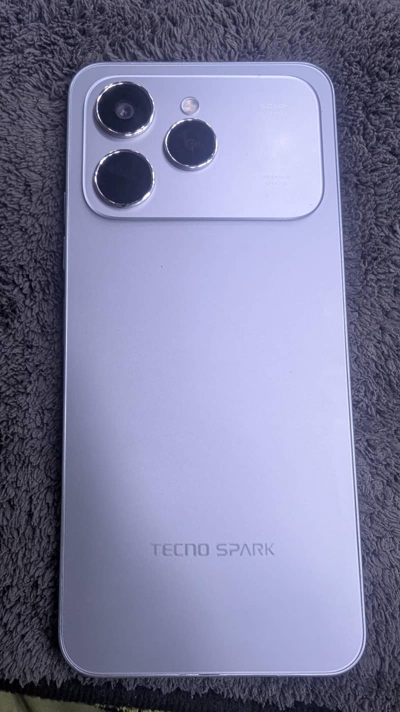 Tecno Spark 40 0
