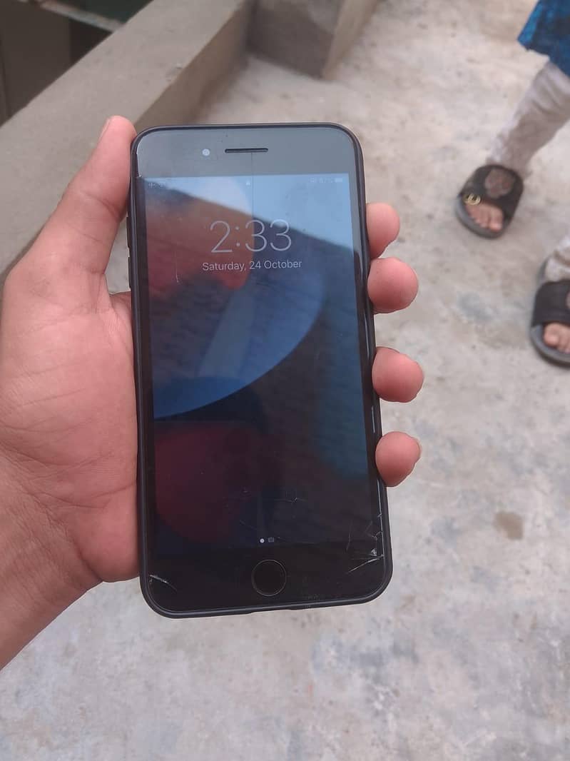 Apple iPhone 7 Plus 1