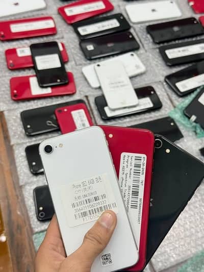 Apple iPhone SE