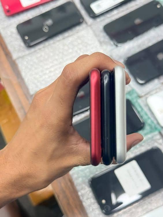 Apple iPhone SE 7