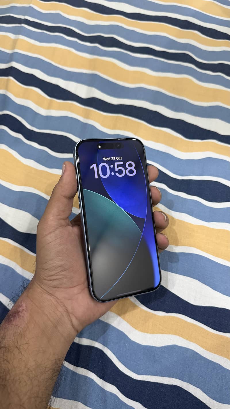 Apple iPhone 17 2