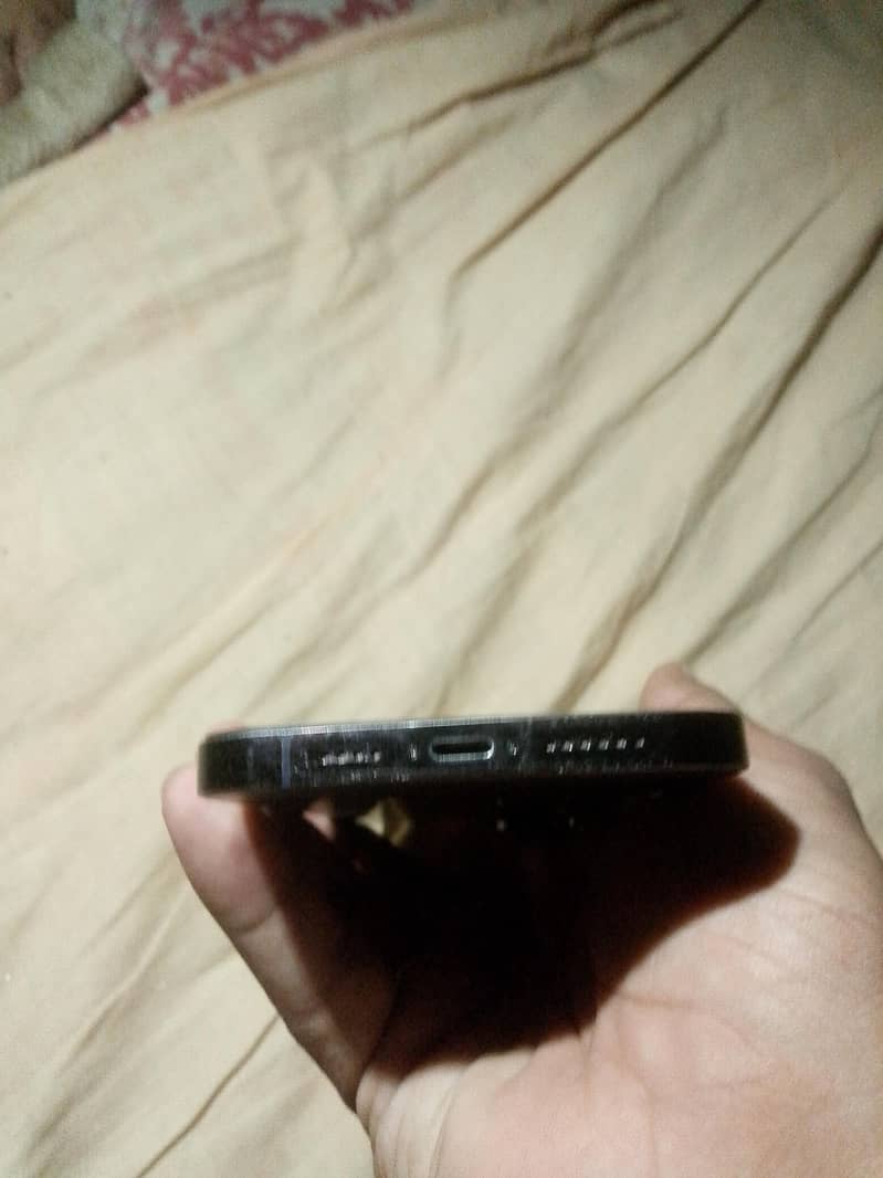 Apple iPhone 14 Pro Max 2