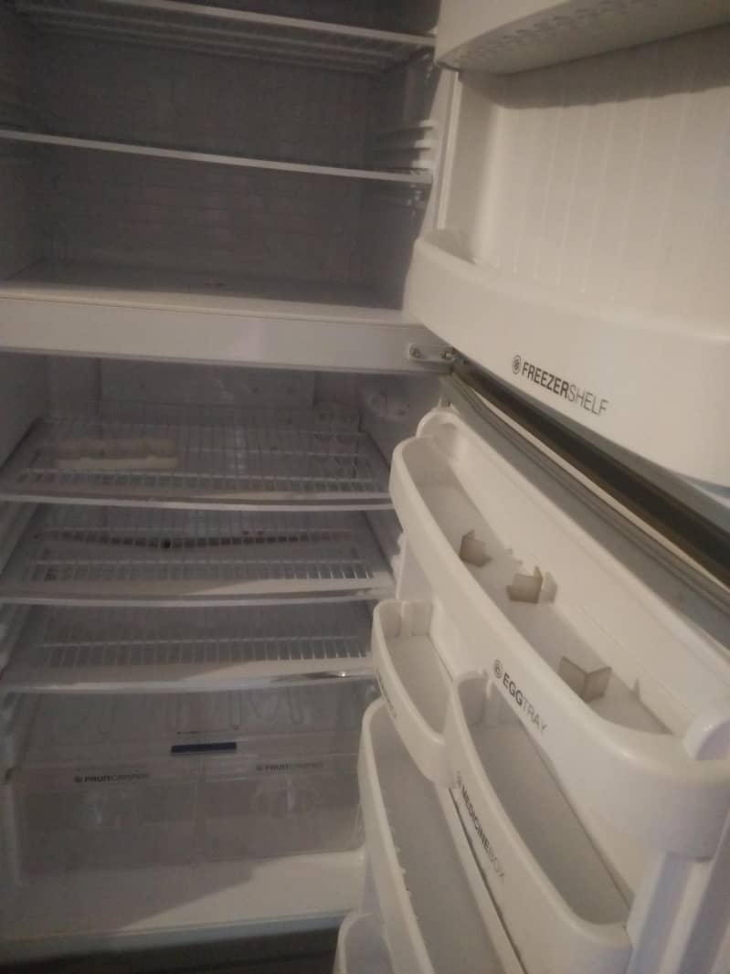 Orient Refrigerator 1