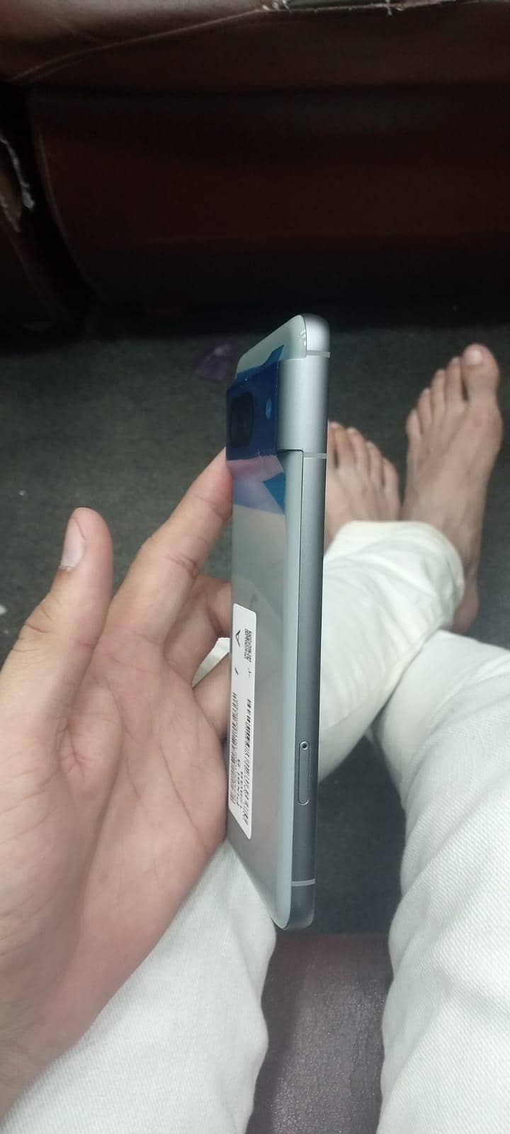 Google Pixel 8a 1