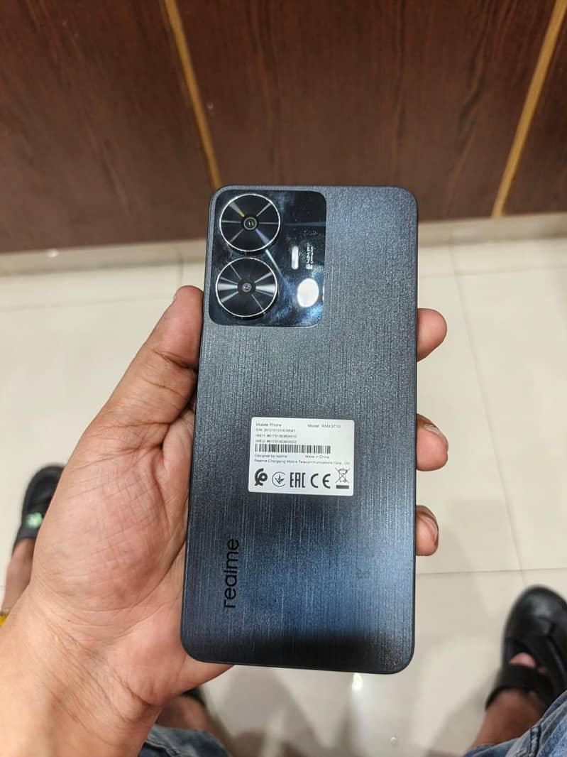 Realme C55 1
