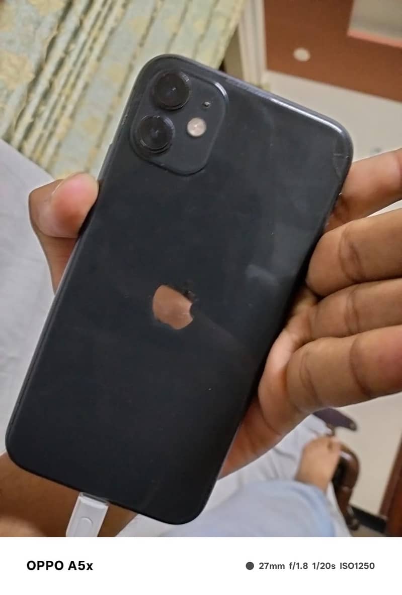 Apple iPhone 11 2