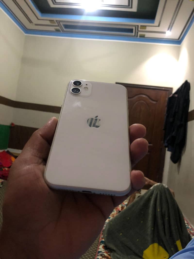Apple iPhone 11 5