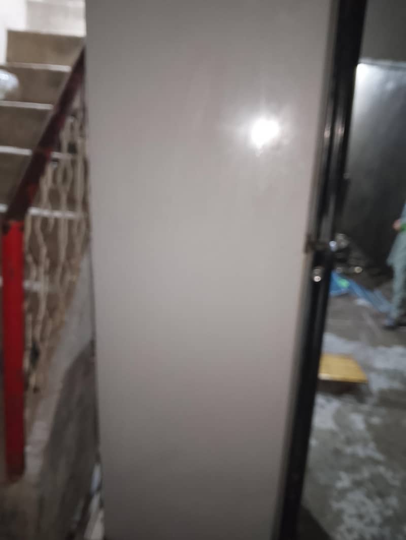 Fridge 3