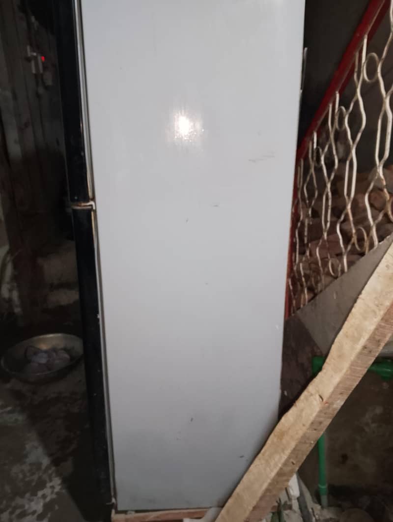Fridge 4