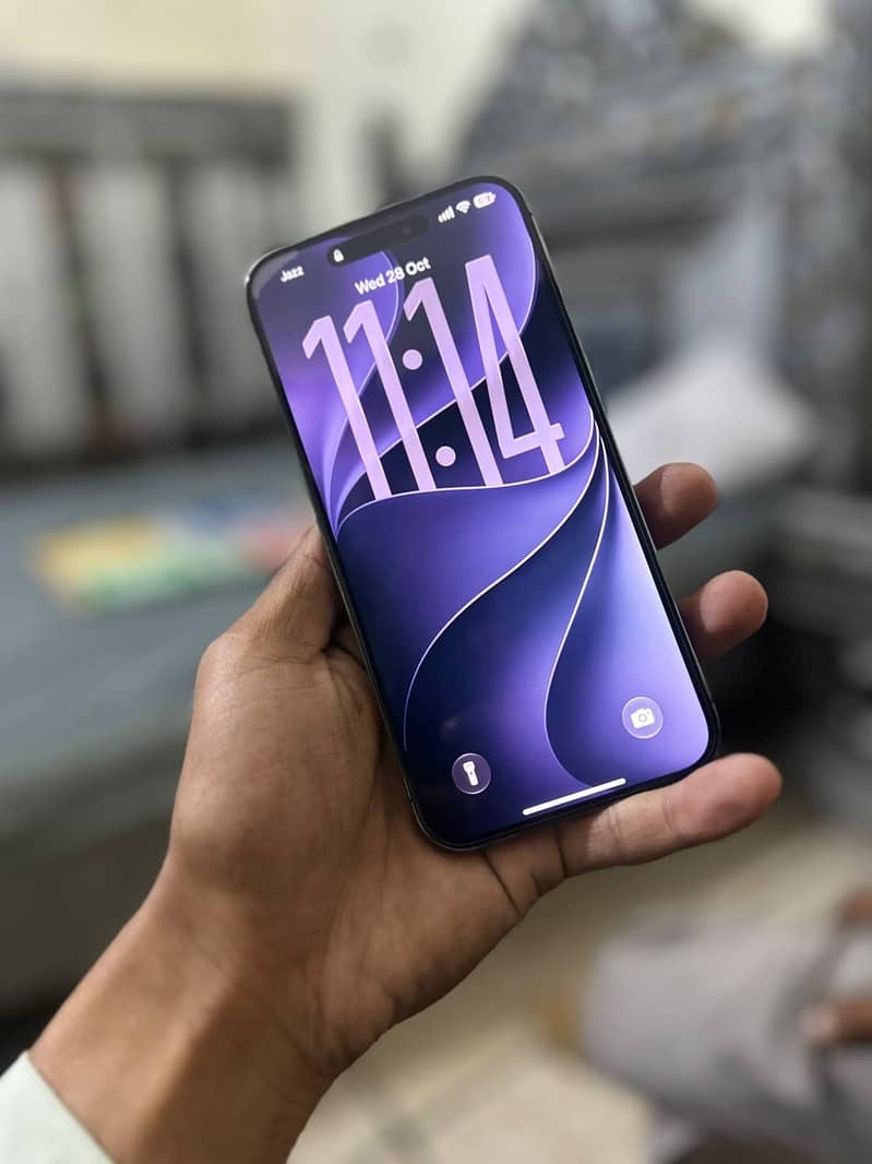 Apple iPhone 14 Pro Max 1