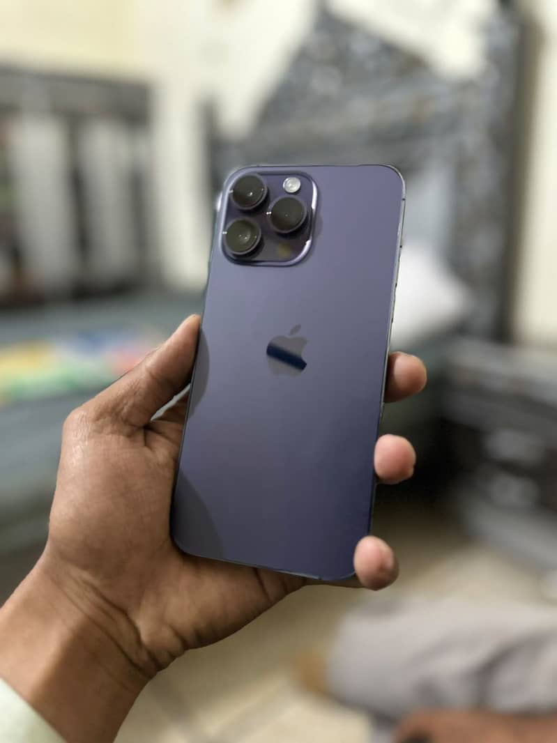 Apple iPhone 14 Pro Max 3